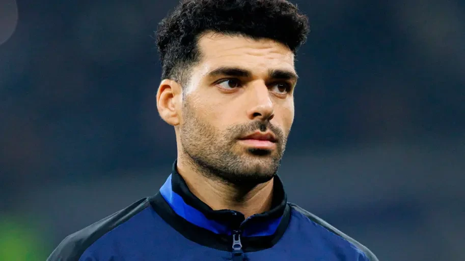 Відомий футболіст хоче полишити футбол, щоб піти воювати